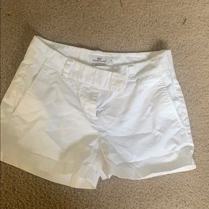 Vineyard Vines, white jeans shorts